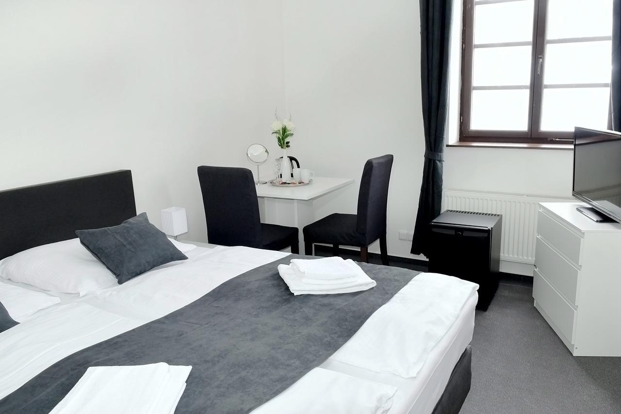 Hotel Bily Konicek Trebon Ngoại thất bức ảnh